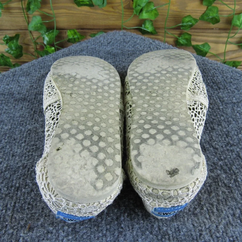 TOMS Women Alpargata Moroccan Crochet Loafer Beige Fabric Sz 8 Medium Used 2025